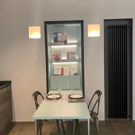 Olive Garden Stylish With Cozy Terrace Apartment Milan